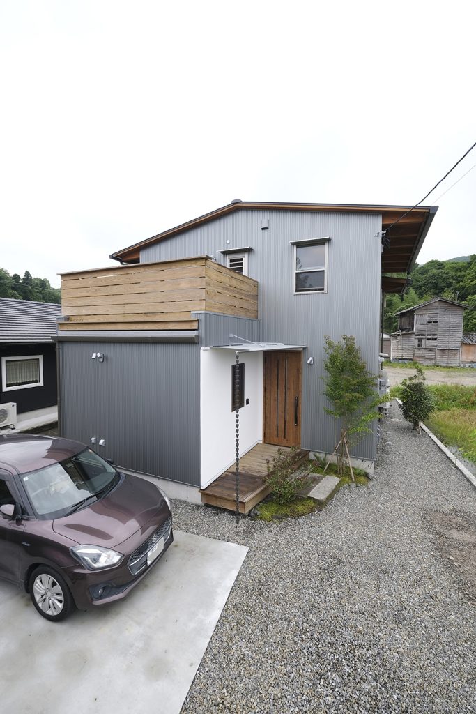 中山の家