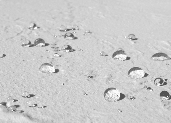 ガルデ FINISH COAT（塗り壁材）高純度シリコンの超撥水効果